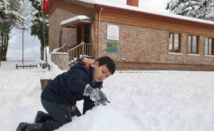 Başkan Sandıkçı: "Doğaya ve çevreye saygılı nesiller yetiştiriyoruz"