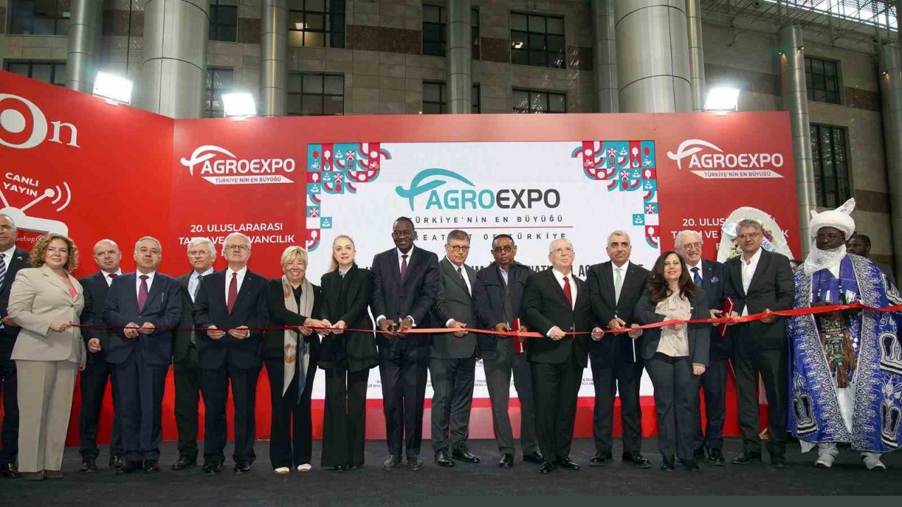 Başkan Tugay: "Tarım ve gıda sürdürülebilir olmazsa yaşam sürdürülebilir olmayacak"