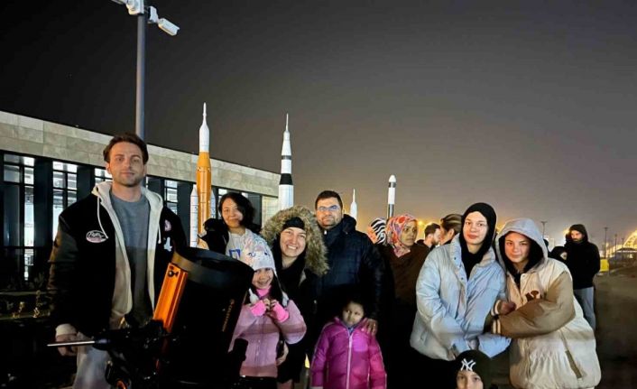 Bilim Merkezi’nde gökyüzünü gözlemlediler