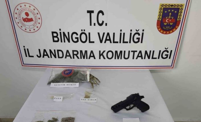 Bingöl’de aranan 8 şüpheli yakalandı