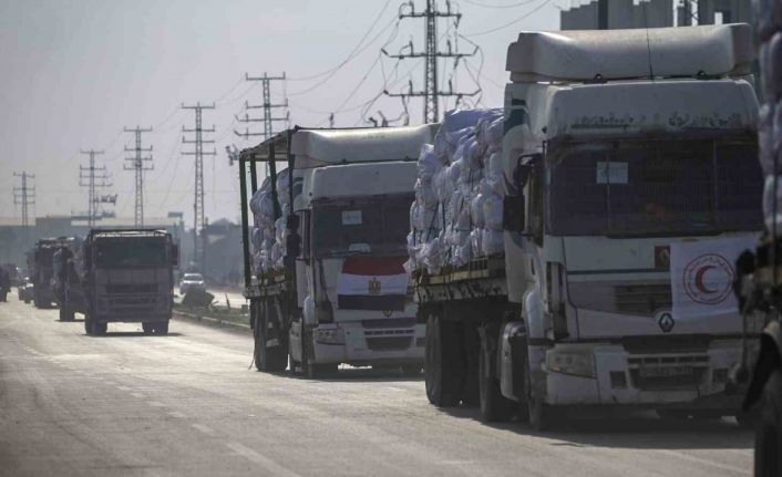 BM: "Ateşkesin başlamasından bu yana Gazze’ye 10 binden fazla yardım tırı girdi"