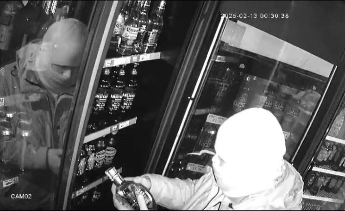 Bursa’da katil zanlısı kamerada...Önce çaldı, sonra bıçaklayarak öldürdü