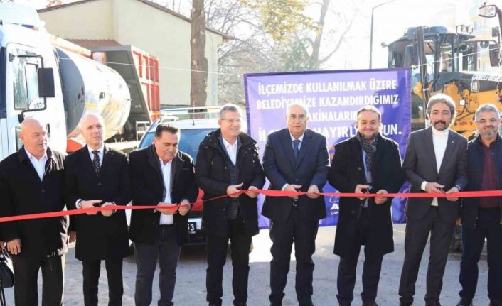 Çameli Belediyesi araç filosunu 3 yeni araçla güçlendirdi