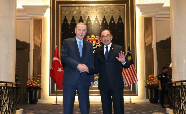 Cumhurbaşkanı Erdoğan: "İsrail, Filistin topraklarında sürdürdüğü işgale son vermeli ve sebep olduğu zararları da tazmin etmelidir"