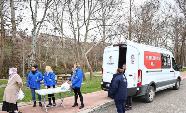 Denizli Büyükşehir beslenme yardımlarına devam ediyor