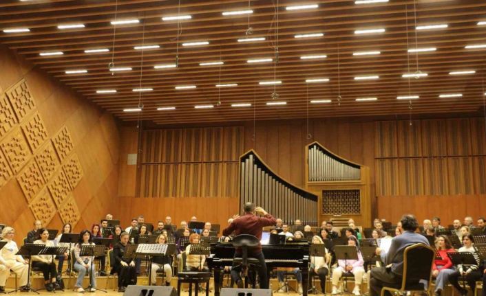 Devlet Çoksesli Korosu 6 Şubat’ı "11 ile ithafen 11 eserle" anacak