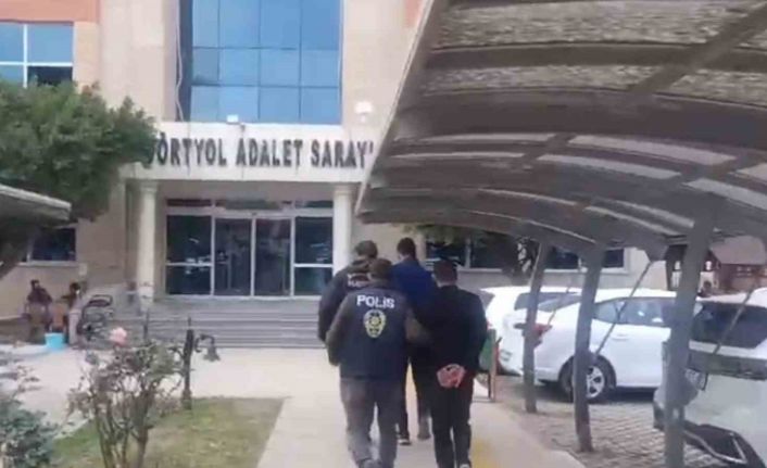 Dörtyol’da hapis cezasıyla aranan 2 cezaevi firarisi yakalandı