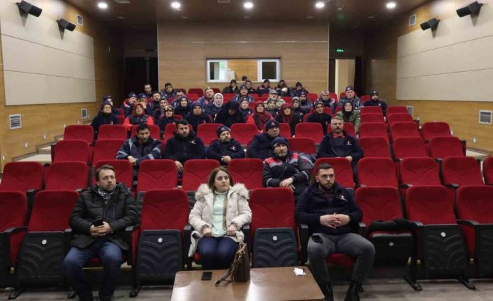 Düzce Belediyesi personeline iş güvenliği eğitimi