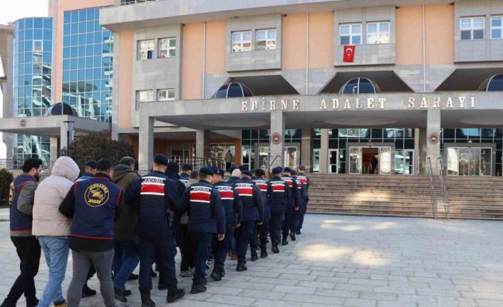 Edirne’de eski muhtar köy arazisini sattı