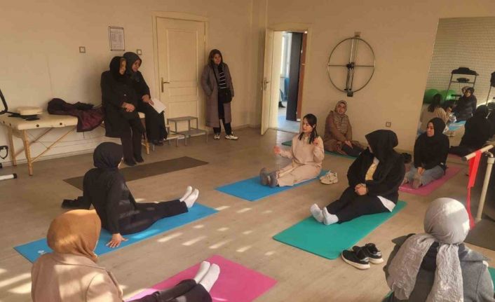 Elazığ’da diz okulu programı düzenlendi