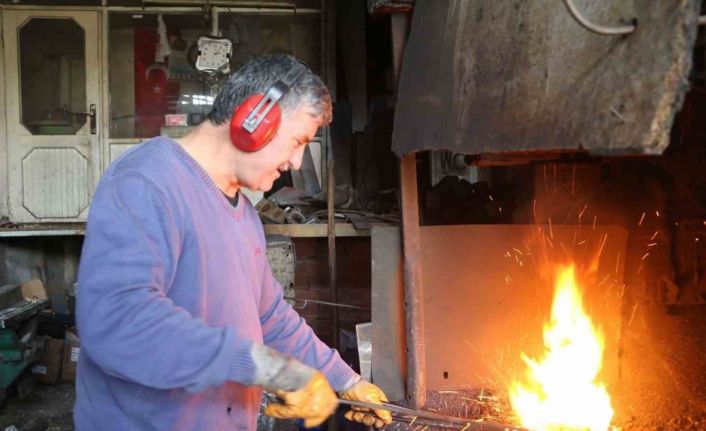 Elde üretip Türkiye’ye dağıtıyor ama işçi bulamıyor