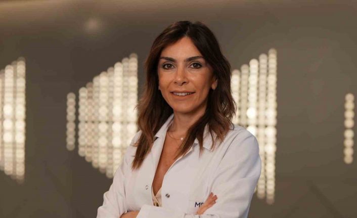 "Elektronik sigara, sigarayı bırakmak için alternatif olmamalı"