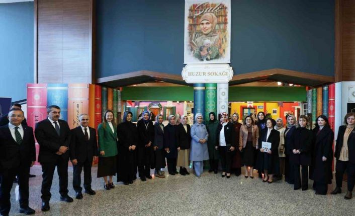 Emine Erdoğan, 2. Şule Yüksel Şenler Kitap ve Kültür Günleri programı’nın açılışına katıldı