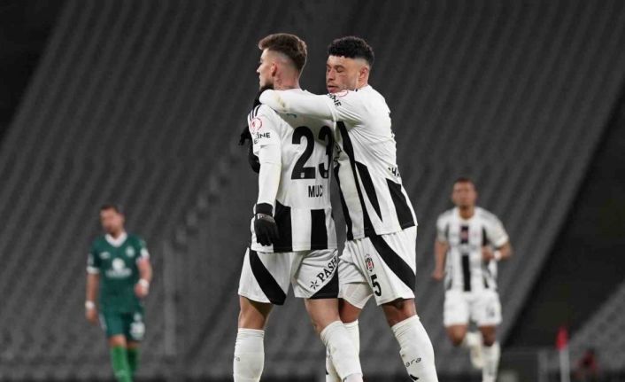 Ernest Muçi gol sayısını 6’ya çıkardı