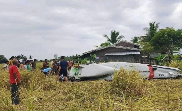 Filipinler’de küçük uçak düştü: 4 kişi öldü