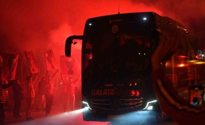 Galatasaray’a, Gaziantep’te coşkulu karşılama