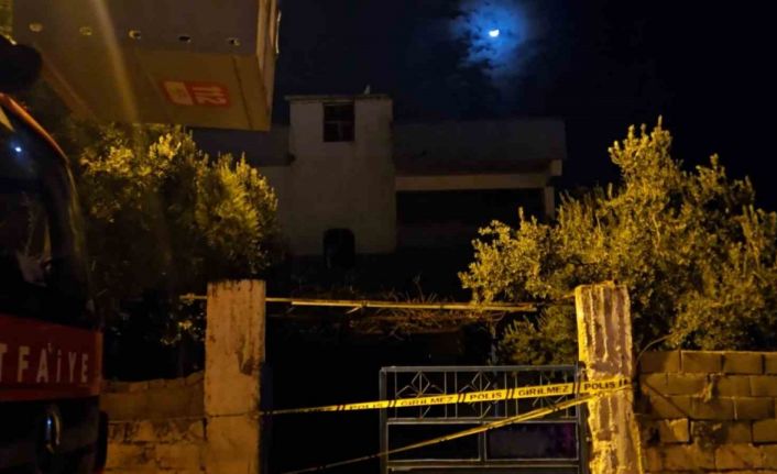 Gaziantep’te evini ateşe veren şahıs dumandan etkilendi