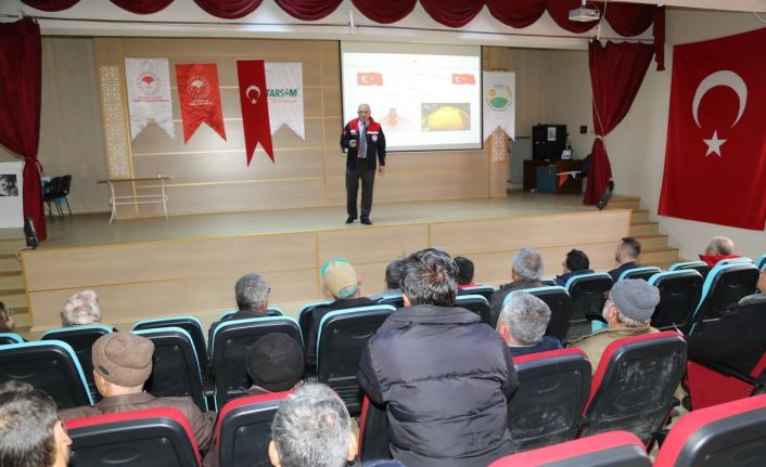 Hadim’de çiftçi eğitim toplantısı düzenlendi