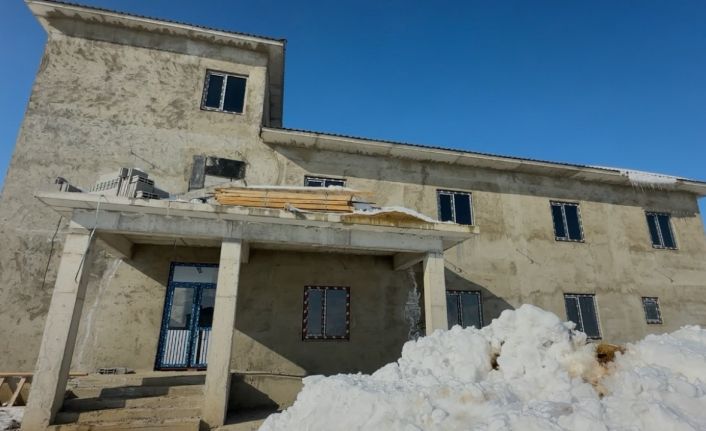 Hakkari Valisi Ali Çelik: "Hedefimiz, Hakkari’yi kış turizmi merkezi haline getirmek"