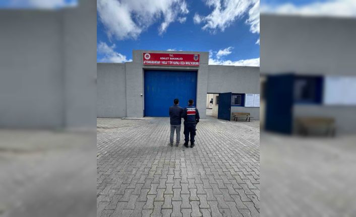 İhaleye fesat karıştırmaktan aranan şahsı jandarma yakaladı