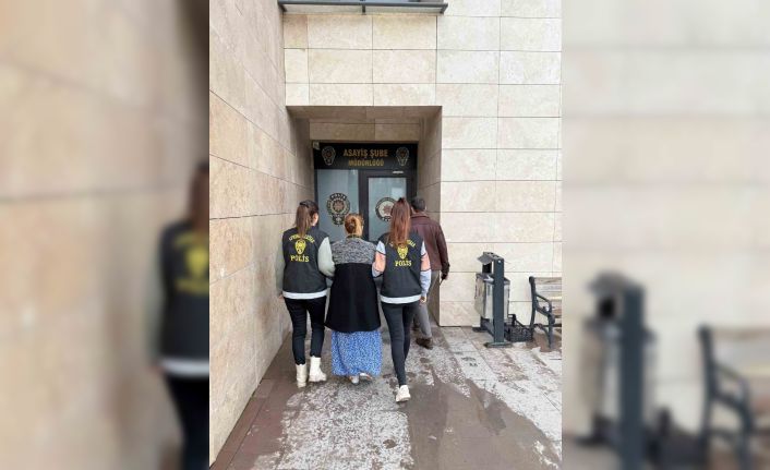 İki evden 370 bin TL’lik altın çalan şahıslar yüzlerini kapatsa da polisten kaçamadılar