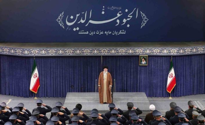 İran dini lideri Hamaney: "ABD ile müzakere hiçbir sorunu çözmez"