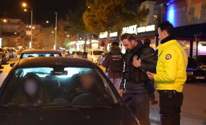 Isparta’da 5 araç sürücüsüne cezai işlem uygulandı