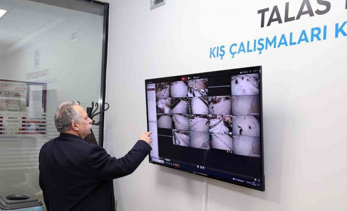 Kar yağdı, Talas’ta kış çalışmaları ekipleri yollara düştü