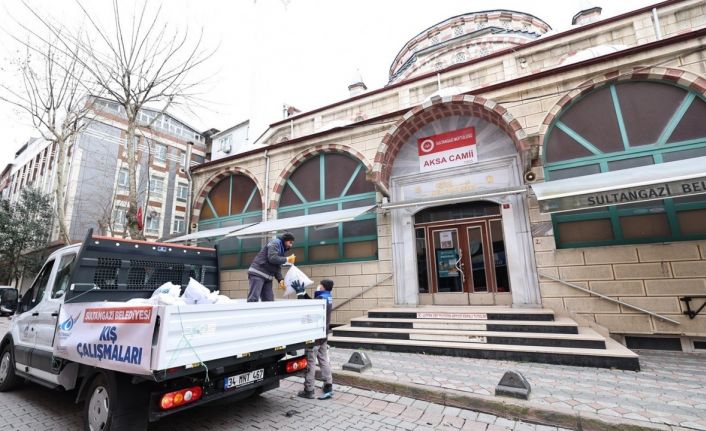 Kar yağışı için Sultangazi’de ekipler teyakkuzda