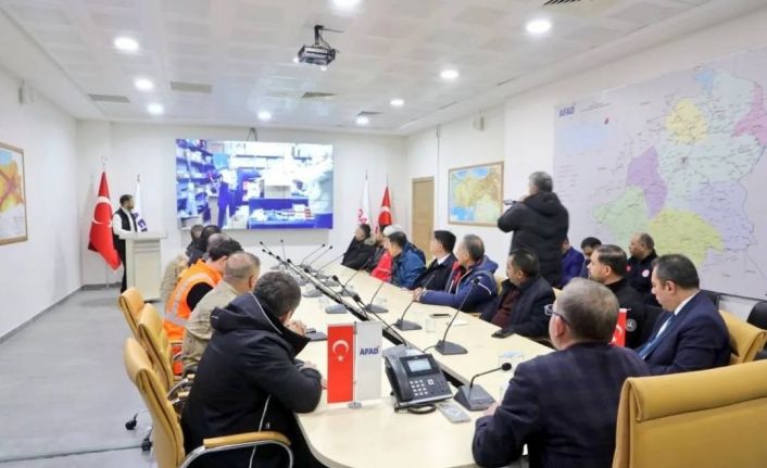 Kars’ta 6 Şubat depreminde hayatını kaybedenler unutulmadı