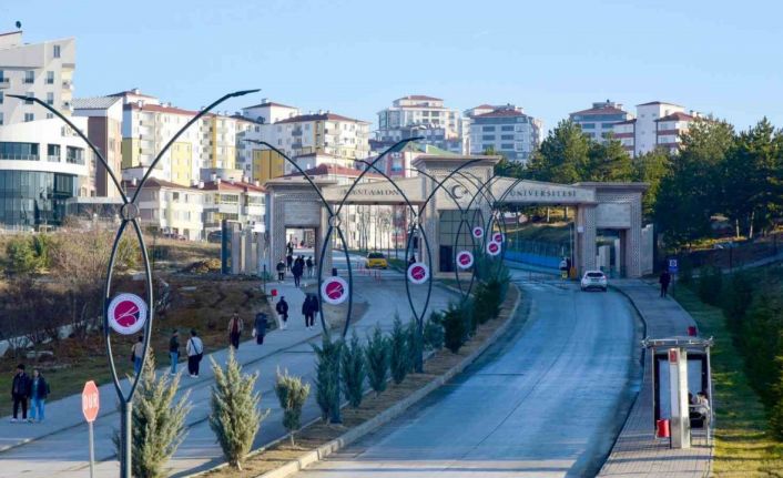 Kastamonu Üniversitesi’nde 7 program daha "Türkiye Yeterlilikler Çerçevesi" logosu aldı