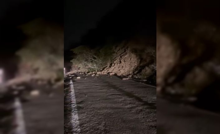 Kastamonu’da heyelanın kapattığı yol yeniden ulaşıma açıldı