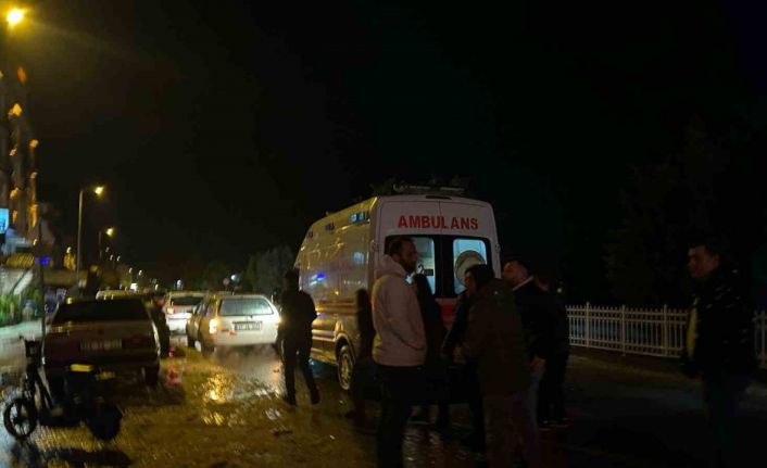 Kastamonu’da motosiklet yayaya çarptı: 2 yaralı