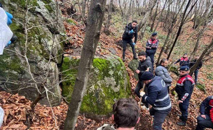 Kocaeli’deki kanlı cinayetin ayrıntıları ortaya çıktı: Bağ evinde öldürüp ormana gömdüler