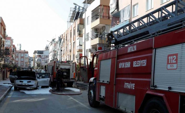 Kontrol için marşa bastığı araçta yangın çıktı