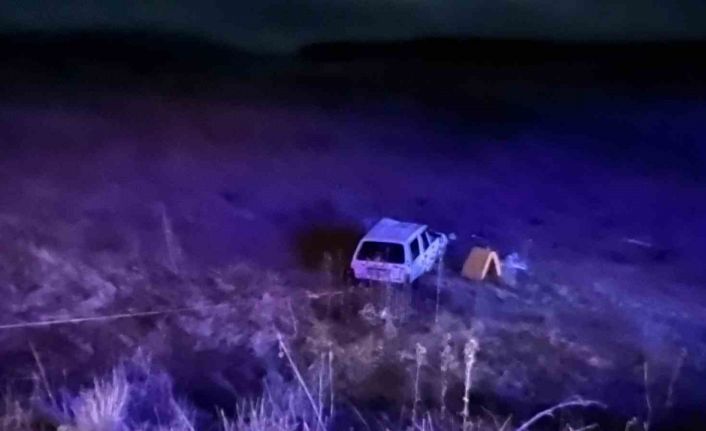 Kütahya’da otomobil şarampole uçtu: 3 yaralı