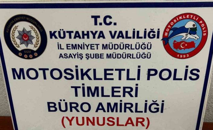 Kütahya’da sırt çantasında uyuşturucu bulunan zanlı gözaltına alındı