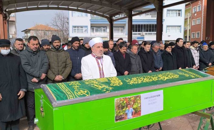 Lübnan’dan İsrail’e geçmeye çalışırken öldürülen Türk vatandaşı son yolculuğuna uğurlandı