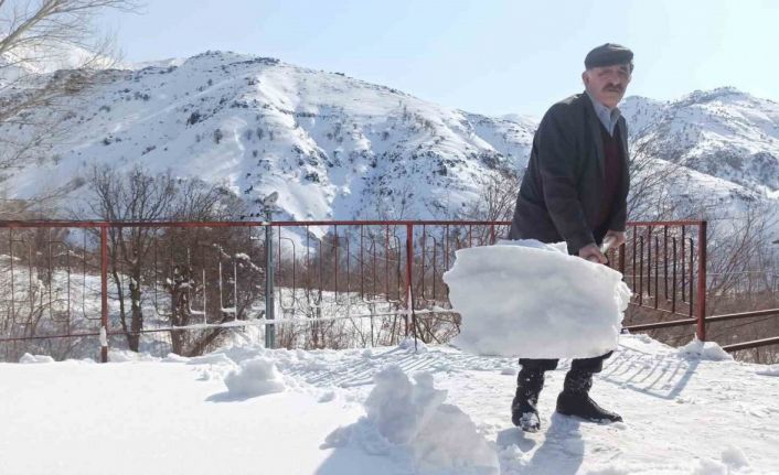 Malatya’da kar kalınlığı 1 metreyi geçti, zorlu mücadele dronla görüntülendi