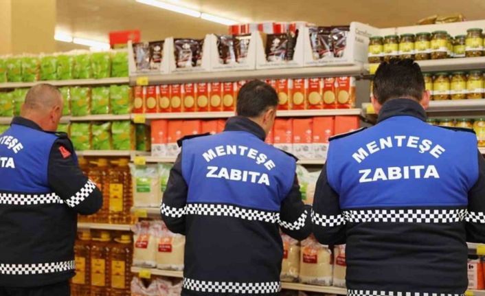 Menteşe Belediyesi zabıta ekiplerinden zincir marketlere denetim