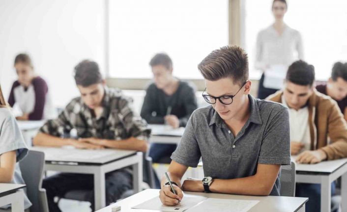 Merkezefendi’de ücretsiz TYT ve AYT deneme sınavları devam ediyor