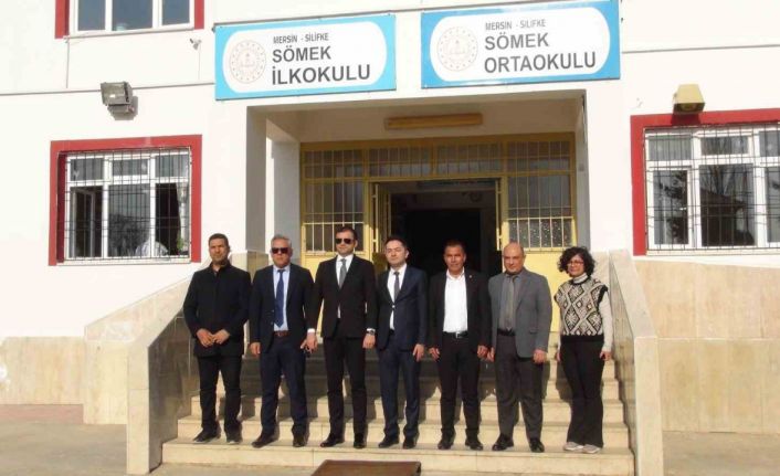 Mersin’de Denetim Serbestlik hükümlüleri, 4 okulu boyayıp ikinci döneme hazırladı