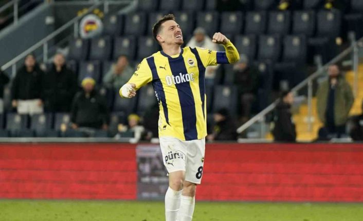 Mert Hakan Yandaş, bu sezon ilk gol sevincini yaşadı