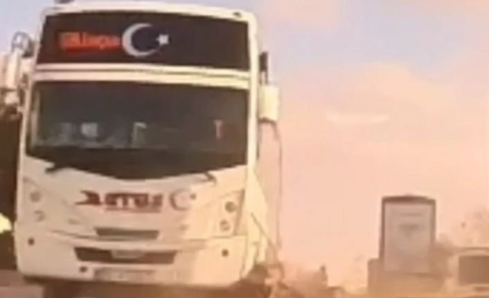 Motosiklet sürücüsünün ölümle burun buruna geldiği anlar kamerada