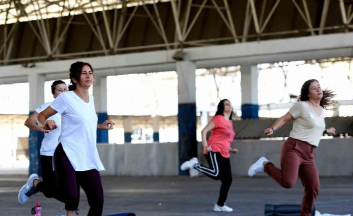 Muratpaşa’da 16 noktada ücretsiz step, zumba ve pilates kursları başlıyor