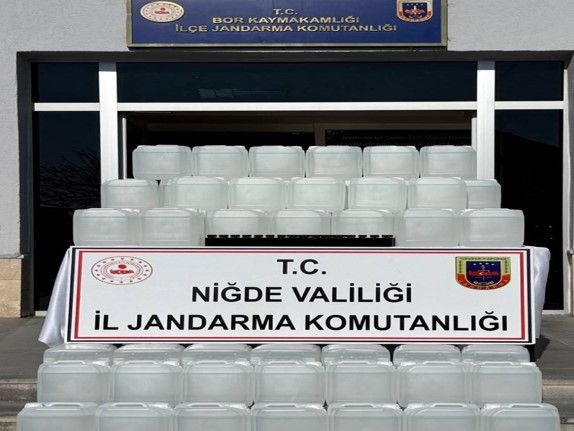 Niğde’de jandarmadan sahte alkol operasyonu