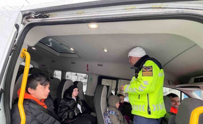 Ordu’da öğrencilerin güvenliği için servis araçları denetlendi