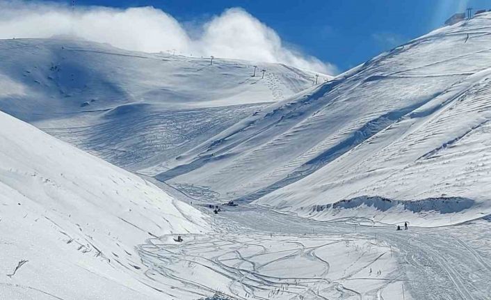Palandöken’de çığ