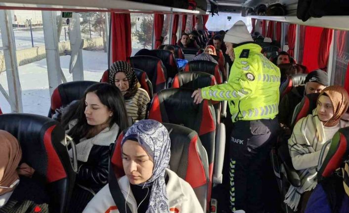 Polisten kemen ve lastik denetimi