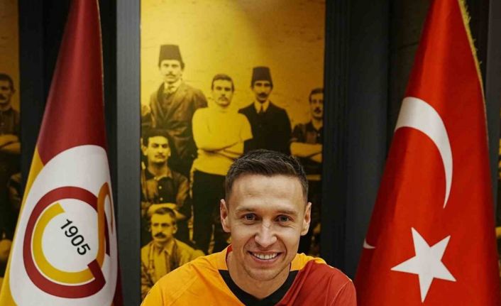 Przemyslaw Adam Frankowski resmen Galatasaray’da